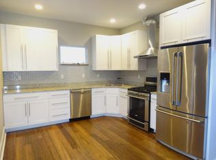 380 West St #201, Hyde Park, MA 02136