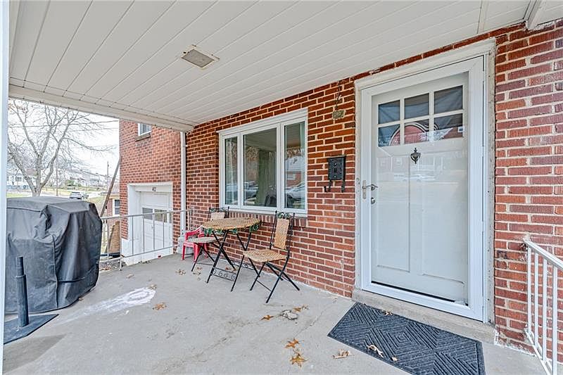 402 Cedar St, PA 15644 Zillow