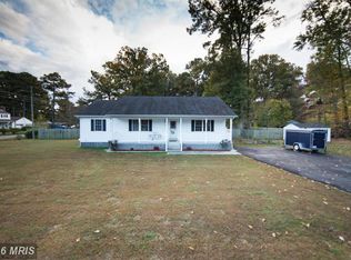 87 Cedar Ln, Colonial Beach, VA 22443