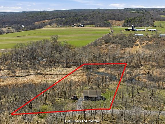 3rd image of 2960 E Valley Rd