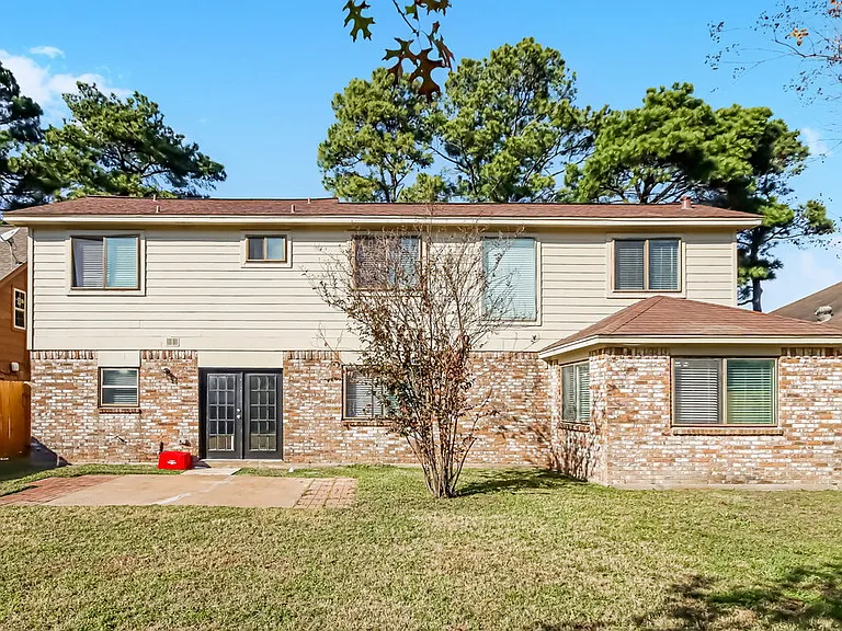 10015 Waving Fields Dr — Photo 17