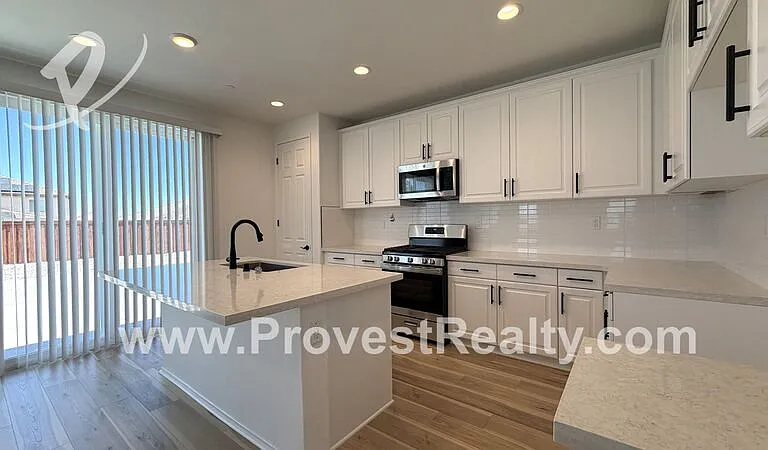 12304 Mesa Rojo Way — Photo 8