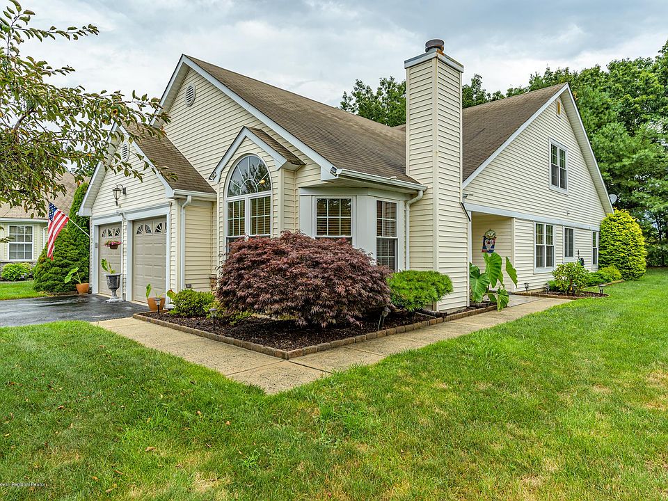 1st image of 3575 Vicari Ave