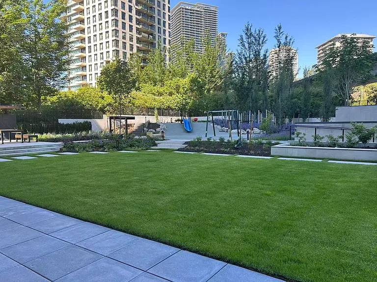 2135 Springer Ave #409 — Photo 2