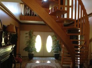 278 Fresh Ponds Rd, North Brunswick, NJ 08902