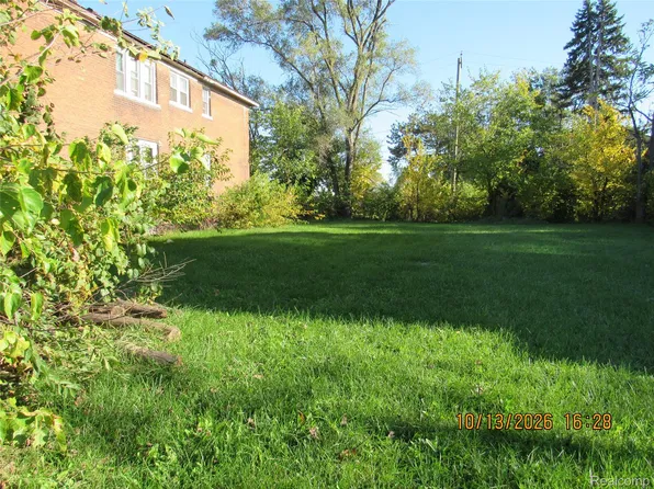1633 Monterey St, Detroit, MI 48206