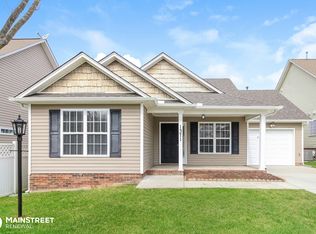 1371 Fort Place Ct, Winston Salem, NC 27127
