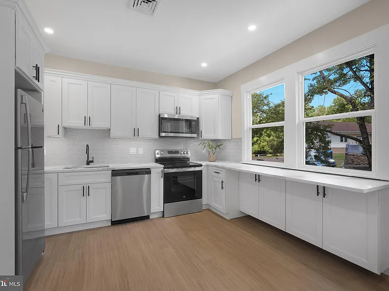 71 Dreamland Park Dr #75 — Photo 13