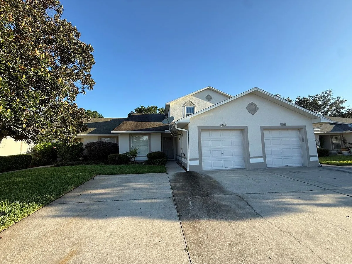 Townhouse - 3393 Celena - Townhouse - 3393 Celena — Photo 4