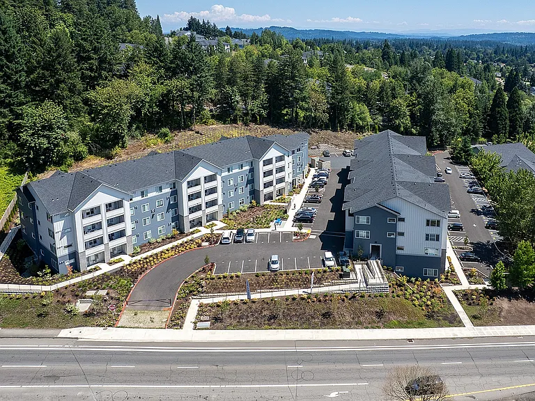 Pacific Ridge Apartments — Photo 1