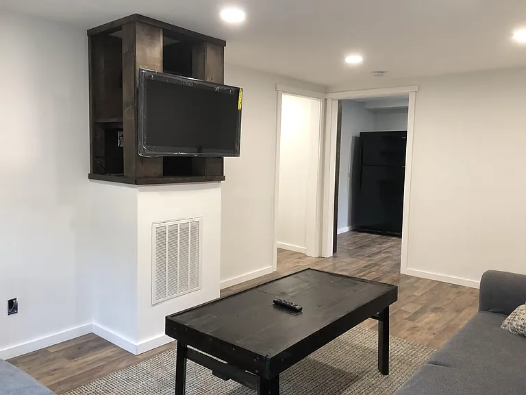 133.5 E Main St #1 — Photo 4
