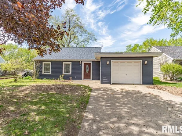 36 Park Dr, North Pekin, IL 61554