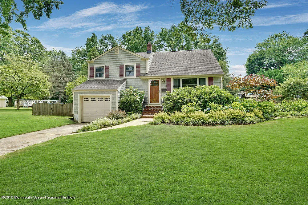 20 Quaker Way photo 1