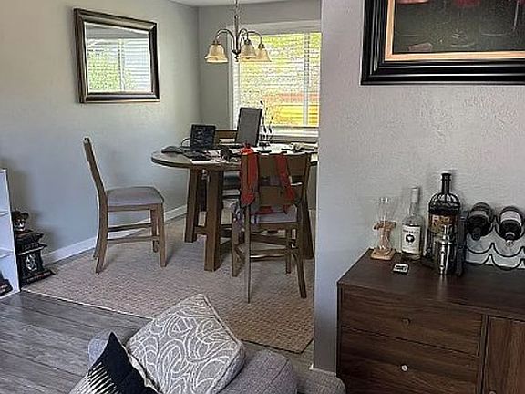 5th image of 2701 Worthington Ave