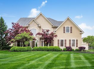 5009 Medallion Dr, Westerville, OH 43082