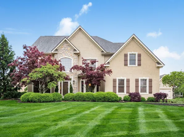 5009 Medallion Dr, Westerville, OH 43082