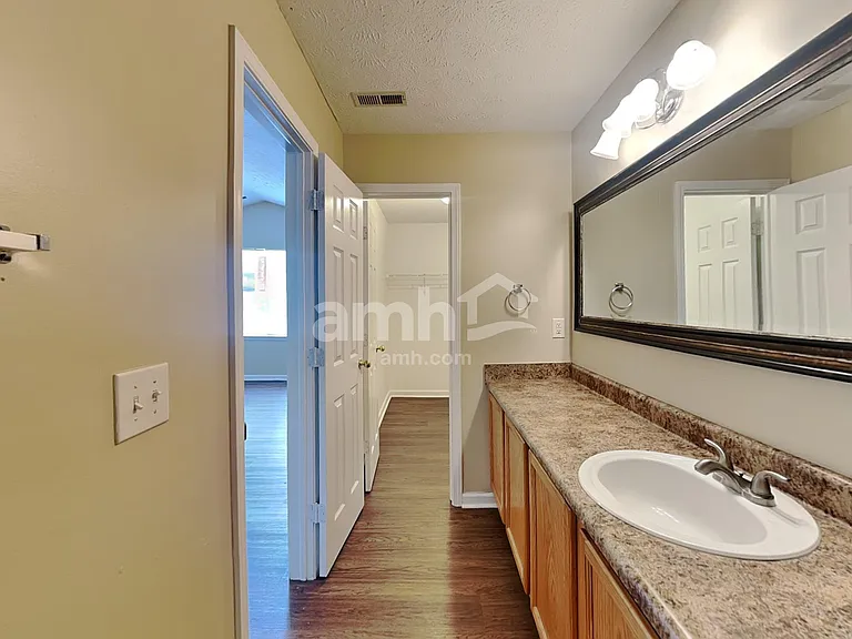 11540 Glenn Abbey Ln — Photo 13
