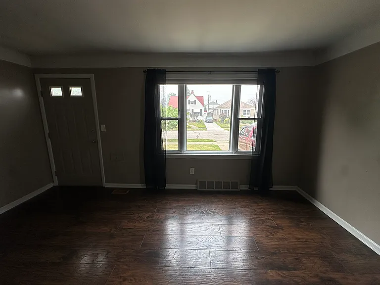 6711 Farnsworth Dr — Photo 14