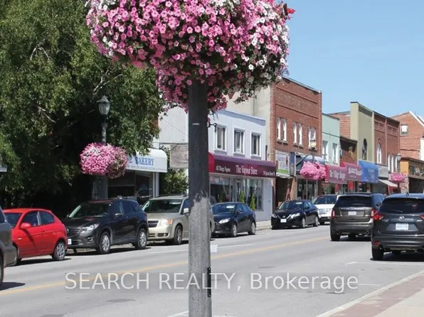 60 Yonge St N, Springwater, ON L0L 1P0