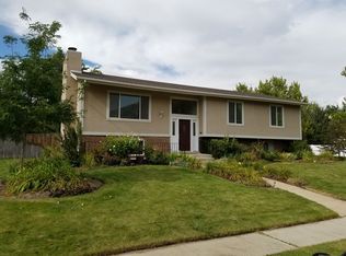 1569 Hidden Valley Rd, Sandy, UT 84092