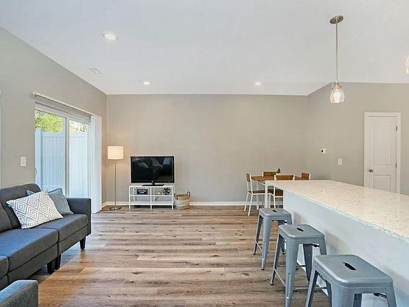 5th image of 1299 Trail Dr NW #1299