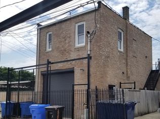 3814 W Armitage Ave #2, Chicago, IL 60647