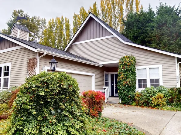 727 Village Circle NW, Bainbridge Island, WA 98110