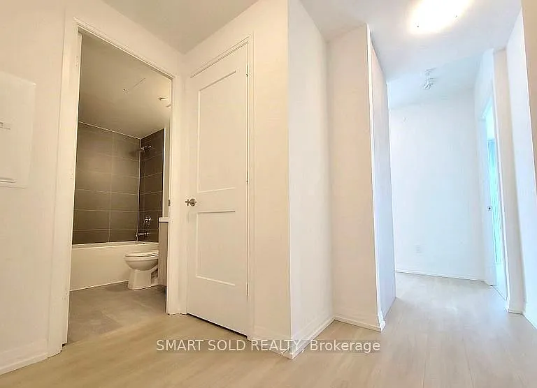 8 Widmer St #3403 — Photo 5
