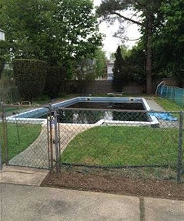 4th image of 426 2nd Ave W