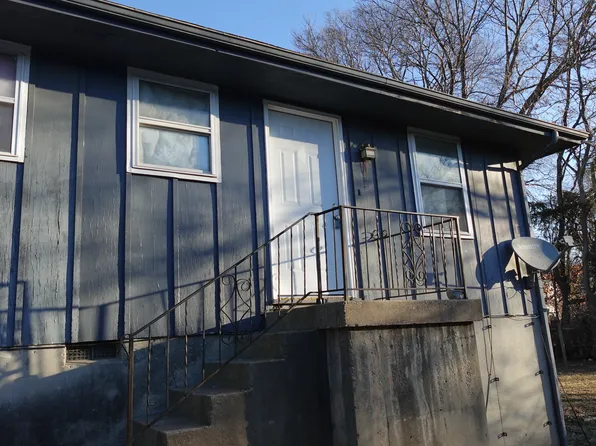 4307 NE Winn Rd, Kansas City, MO 64117