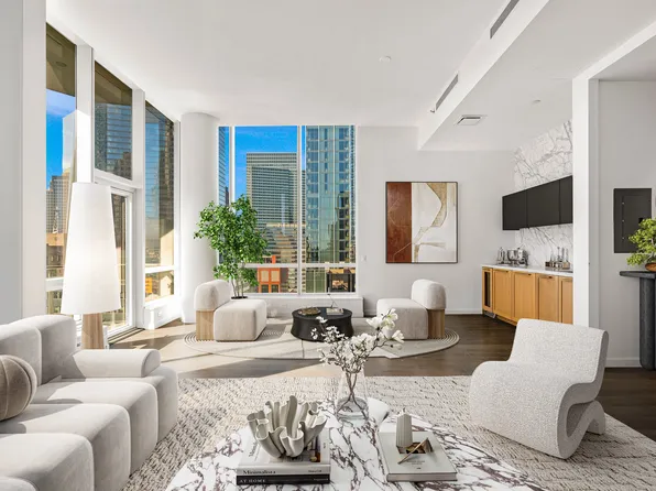 19 Park Place PH image 2 of 15