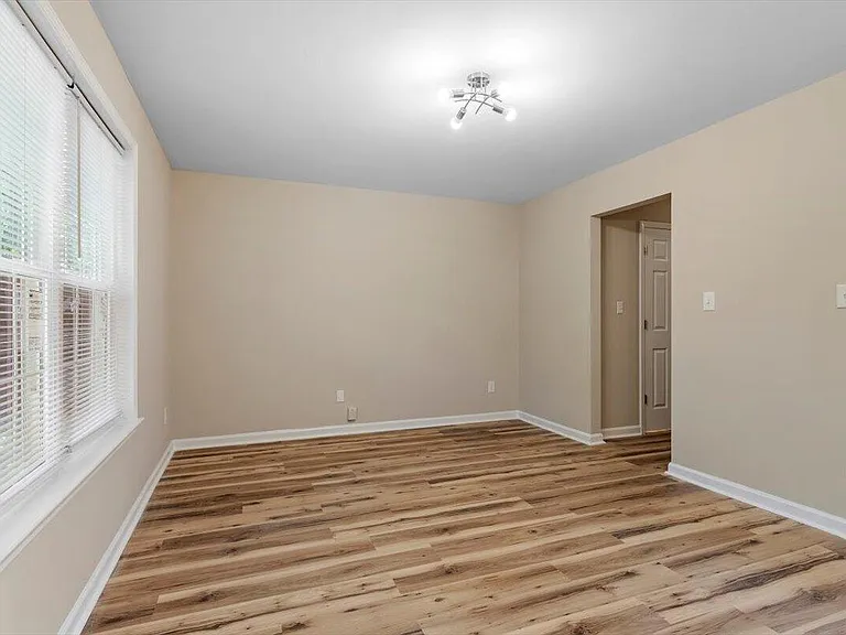 1611 Poole Rd — Photo 24