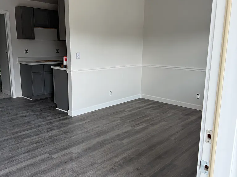 14 W Bluff St #18 — Photo 2