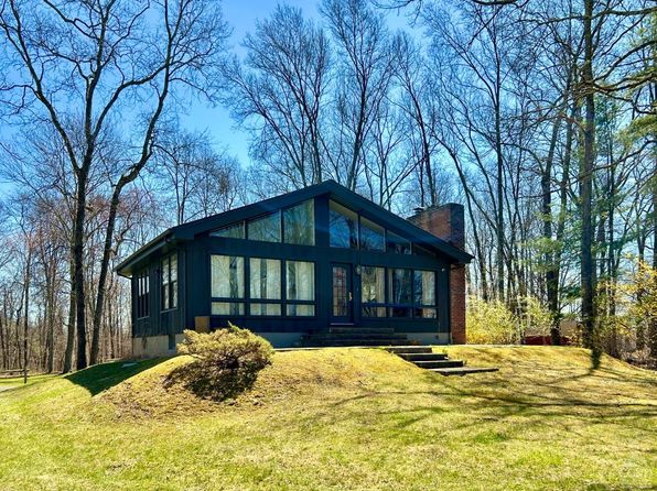 160 Rutsonville Rd, Shawangunk, NY 12589