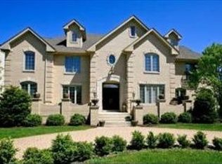 529 Columbia Ave, Hinsdale, IL 60521