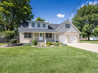 8113 Main St, Saint Rose, IL, 62230