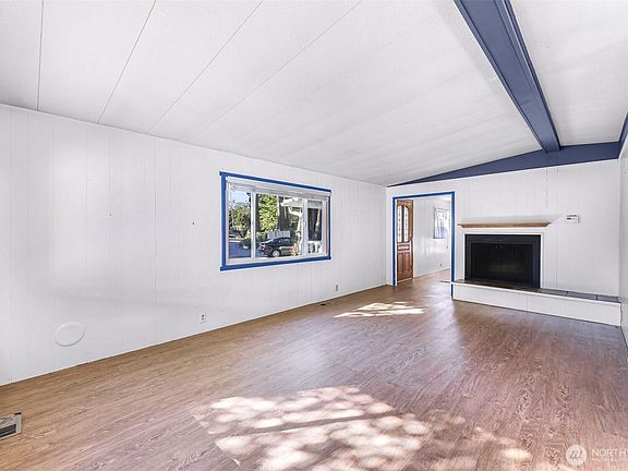 5th image of 9403 Pierce Lane #1