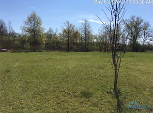 10571 Honeysuckle Ln, Defiance, OH 43512