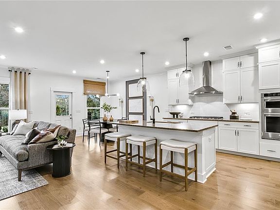7th image of this home