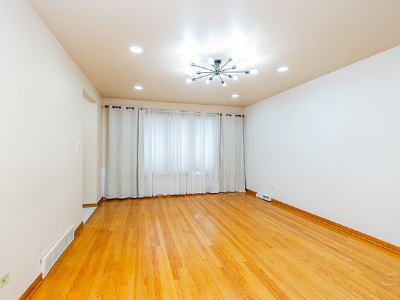 2nd image of 6023 S Parkside Ave