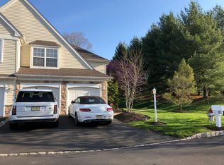 304 Weston Ln #21, New Hope, PA 18938