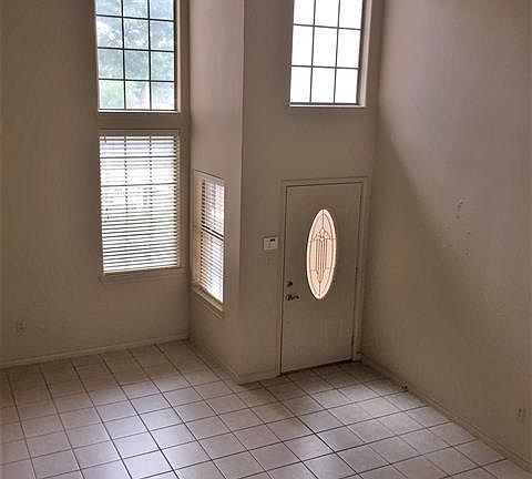 3rd image of 7521 Country Club Dr APT 403
