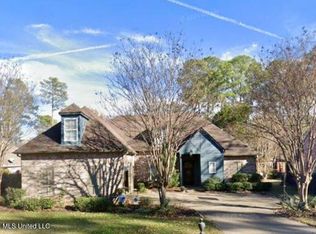 621 Wendover Dr, Ridgeland, MS 39157