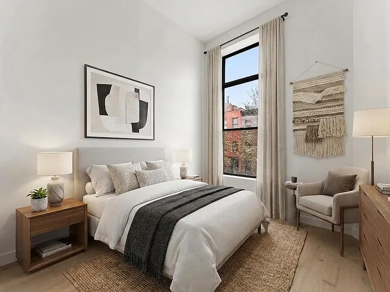 37 Woodhull St #3 — Photo 3