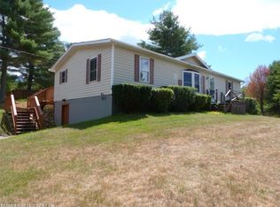 5 Clark St, Oxford, ME 04270