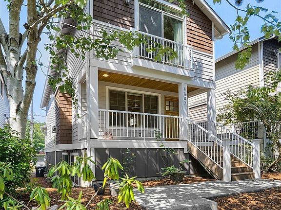 3rd image of 4407 40th Avenue SW