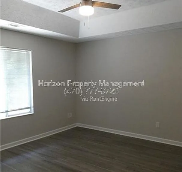 3993 Hidden Hollow Dr — Photo 8