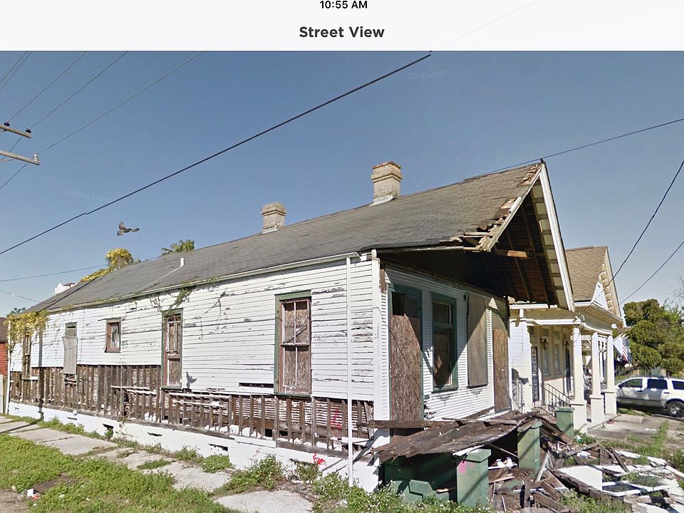 2nd image of 2200 2nd St