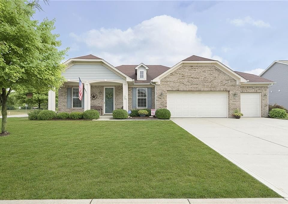 1st image of 10890 Gossamer Ln