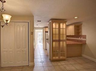 15910 SW 69th Ln, Miami, FL 33193